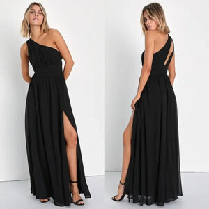 Lulu's Black Asymmetrical Pleated Gown